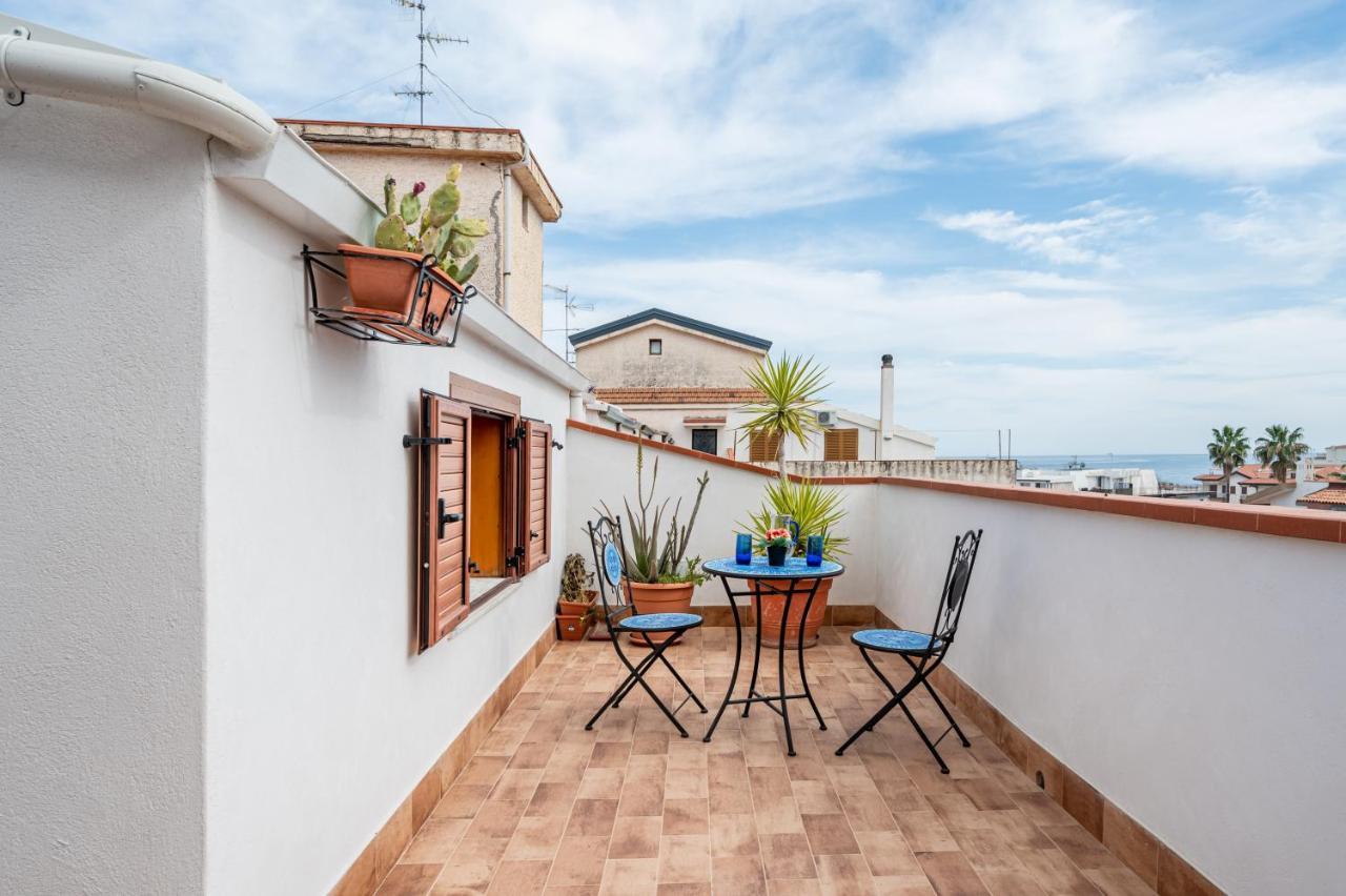 Naxos Charming Penthouse With Swimming Pool X6 Apartment Giardini Naxos Ngoại thất bức ảnh